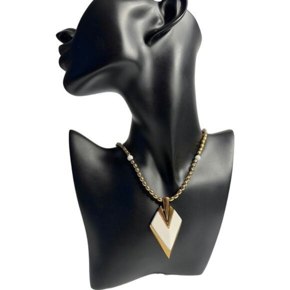 Vintage Napier Beaded Necklace With V-Shaped Pendant & Gold Clasp